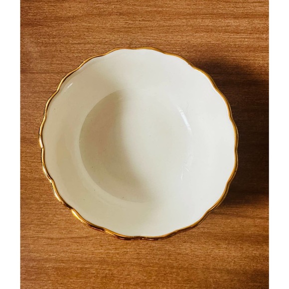 Vintage Rosebud collection by Lenox All purpose bowl with gold trim - Picture 6 of 10